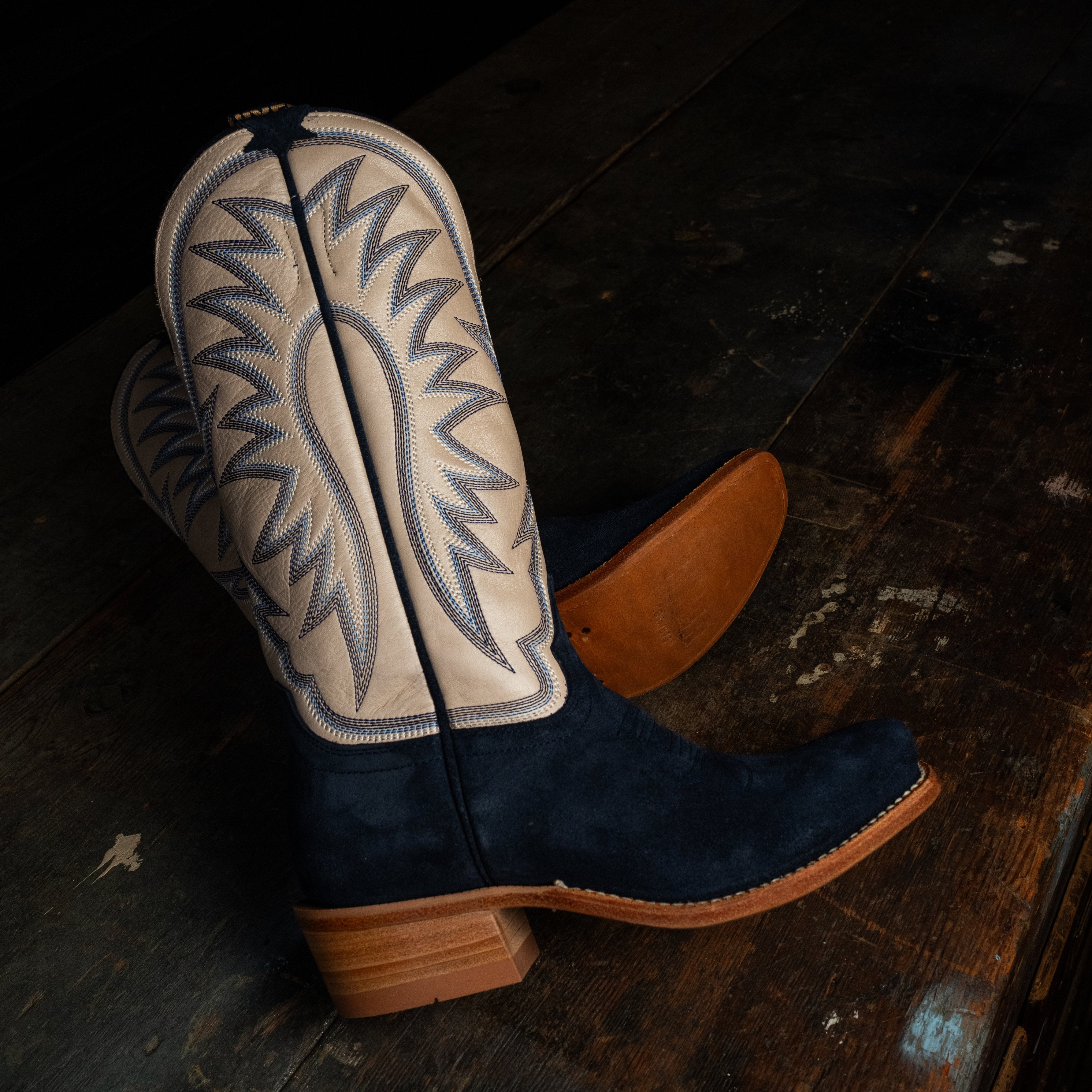 ロウバイ Women's Rose Hill Cowboy Boots – Navy & White | HYER Boots